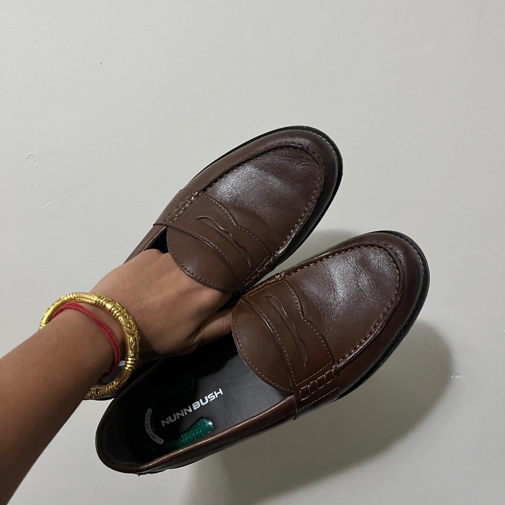 Nunn Bush Brown Leather Slip-On Loafers Size 8